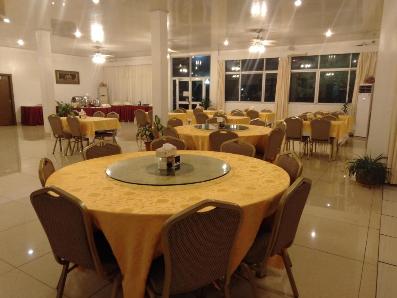 Beach Garden Hotel Dili Ngoại thất bức ảnh